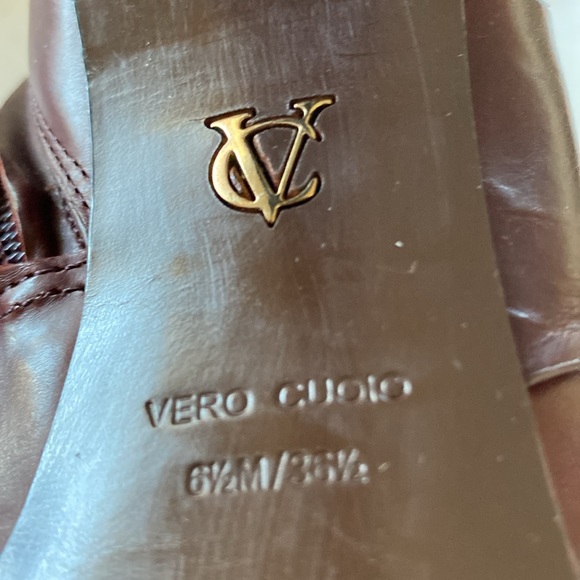 Vince Camuto, 6 1/2 leather booties - Picture 3 of 3